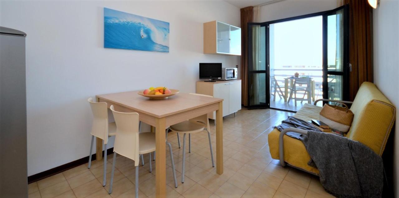Residenza Olimpo Apartment Lignano Sabbiadoro Luaran gambar