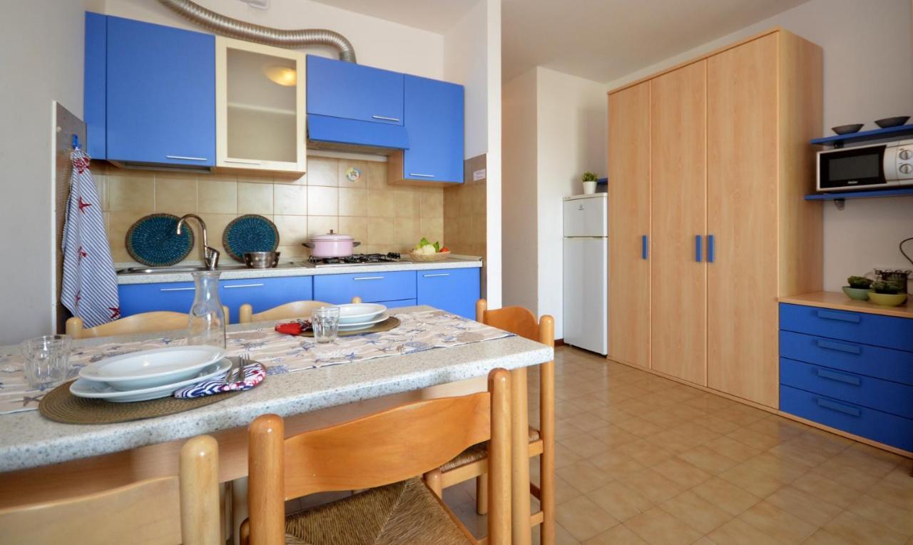 Residenza Olimpo Apartment Lignano Sabbiadoro Luaran gambar