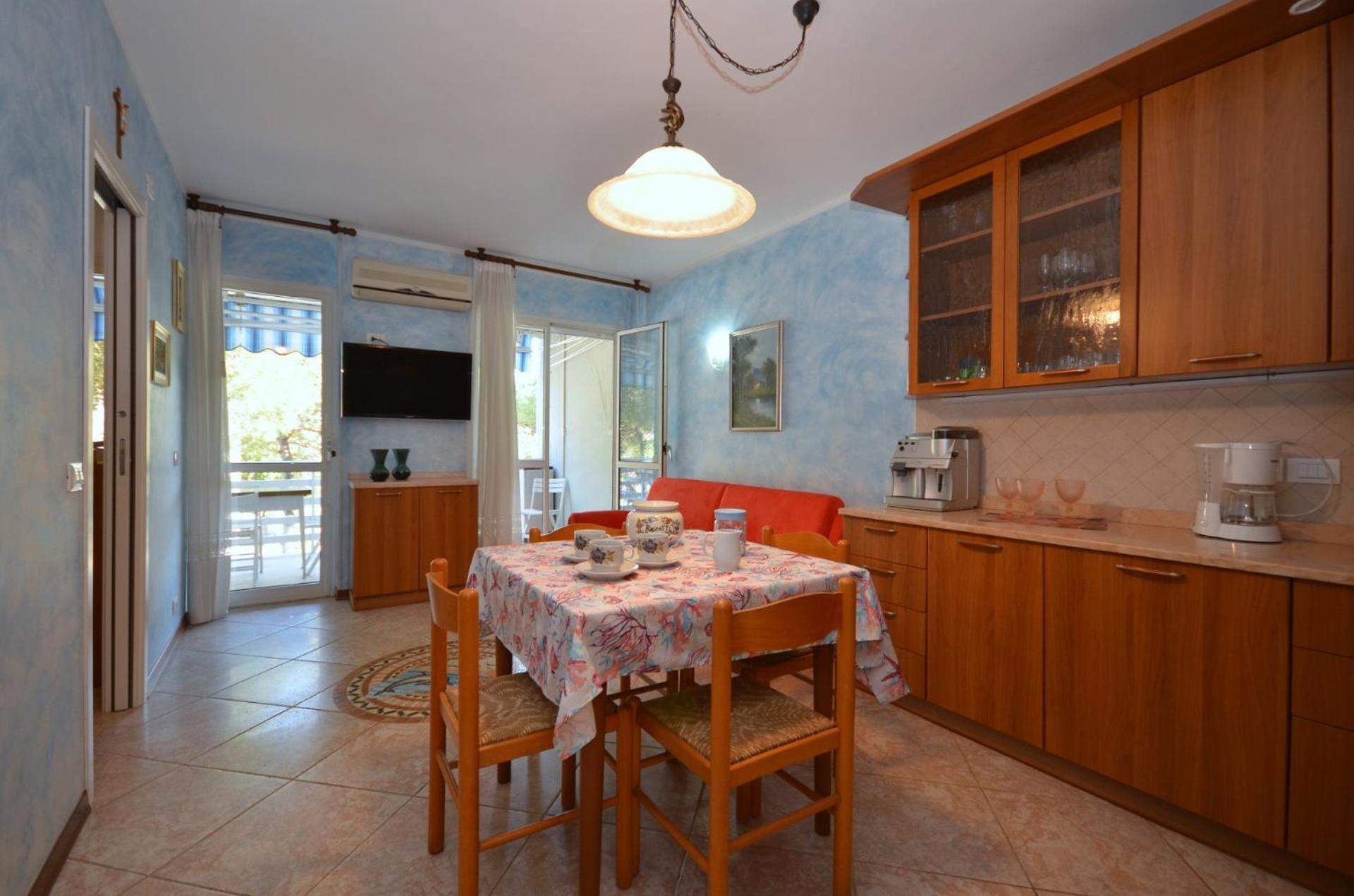 Residenza Olimpo Apartment Lignano Sabbiadoro Luaran gambar